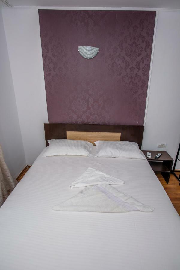 Tropicana 2* Mamaia